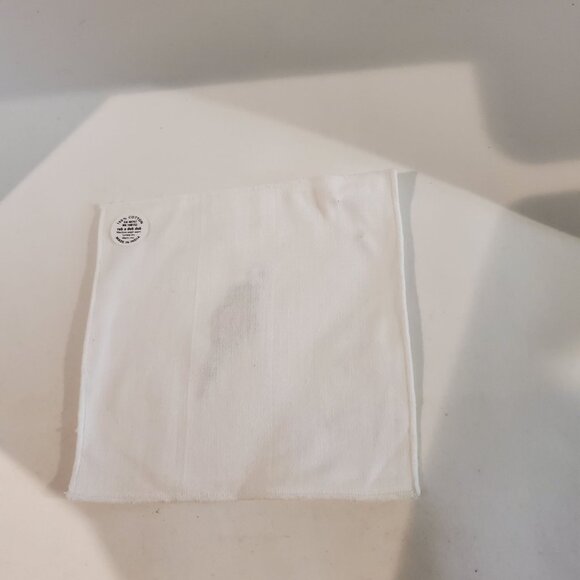 Christmas Embroidery Kitchen Square Towels White NEW - Set Of 4 - Picture 9 of 14